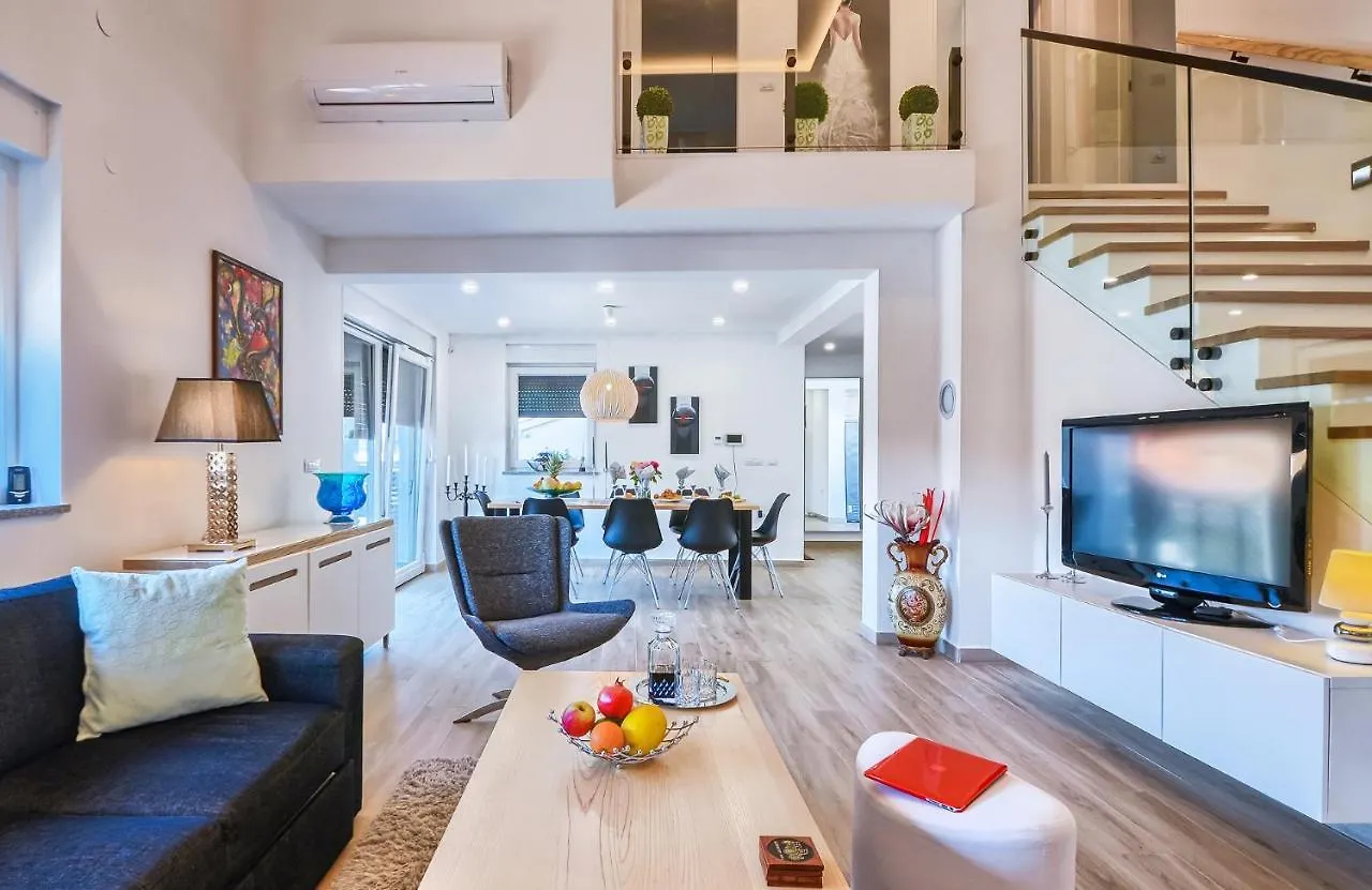 Villa Anna Barbariga, New 2022 Luxurious Villa With Private Pool! 0*, Barbariga Croatia