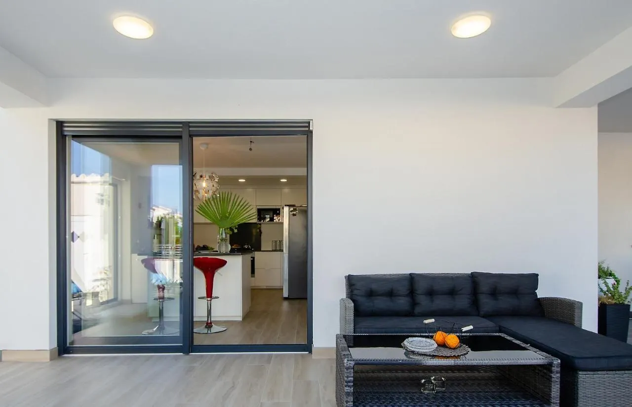 Villa Anna Barbariga, New 2022 Luxurious Villa With Private Pool!
