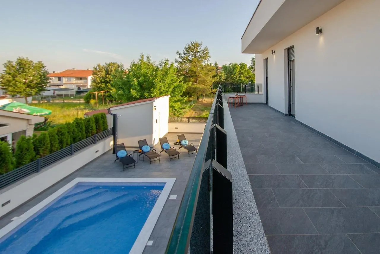 Villa Anna Barbariga, New 2022 Luxurious Villa With Private Pool! Barbariga