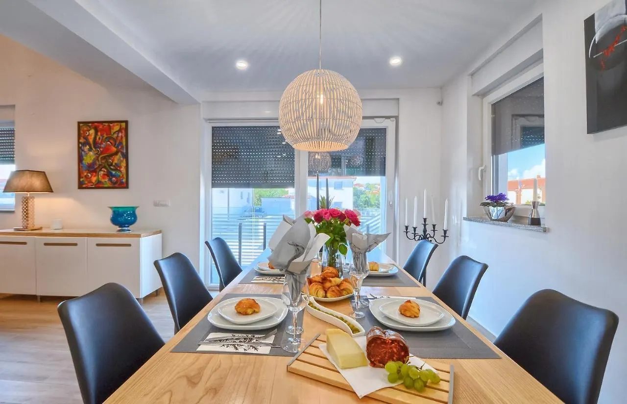 Villa Anna Barbariga, New 2022 Luxurious Villa With Private Pool! 0*, Barbariga Croatia