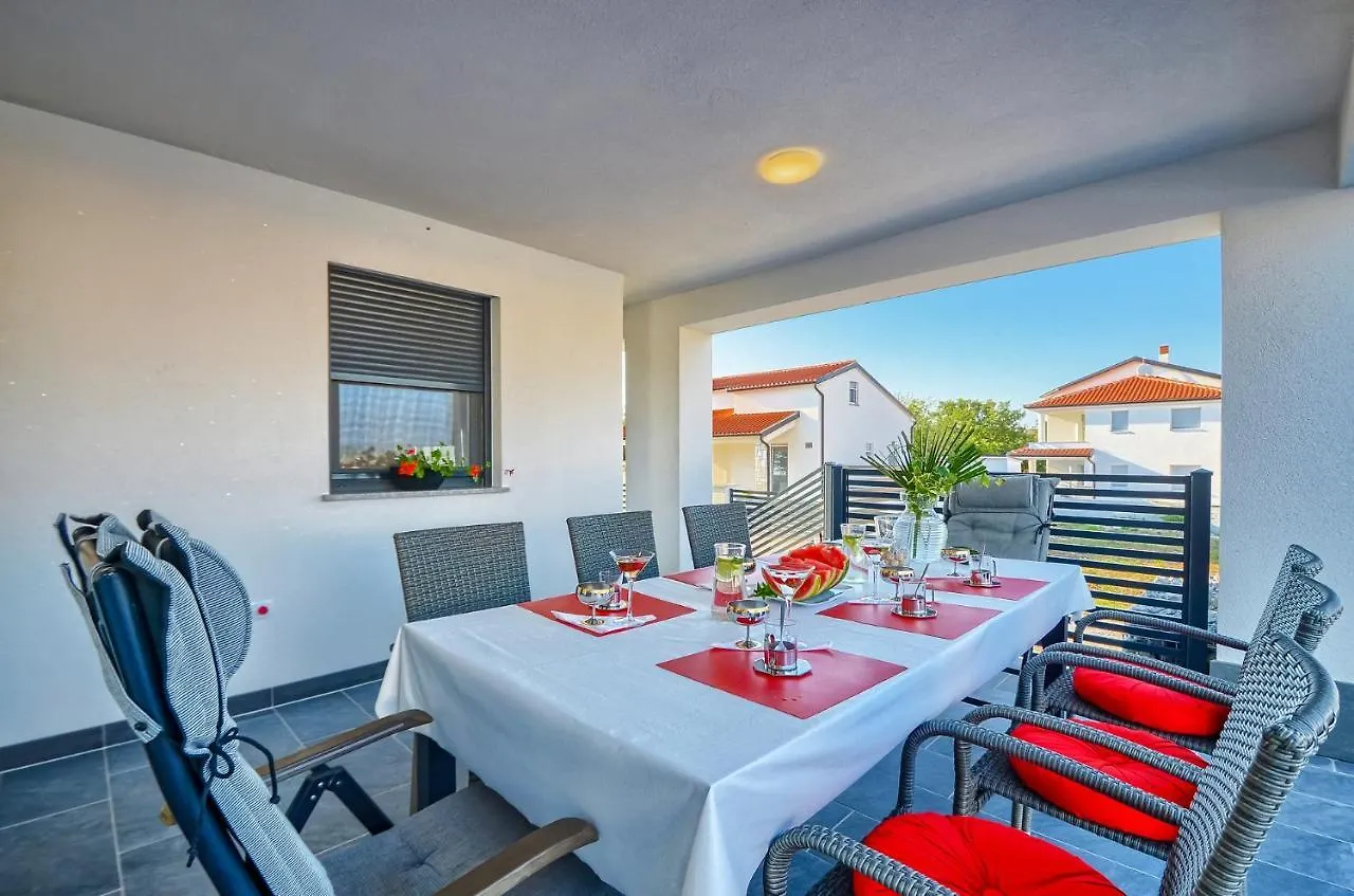 Villa Anna Barbariga, New 2022 Luxurious Villa With Private Pool!  Barbariga
